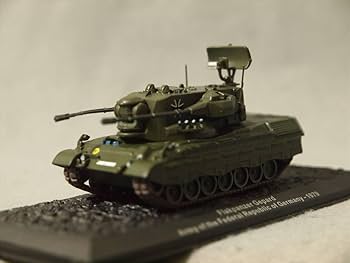 昭和レトロ　電池可動式戦車「コンバットタンク」 昭和レトロ 電池可動式戦車「コンバットタンク」